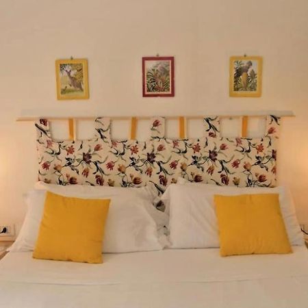 House With Garden And Parking Space In Mergellina Napoli Esterno foto